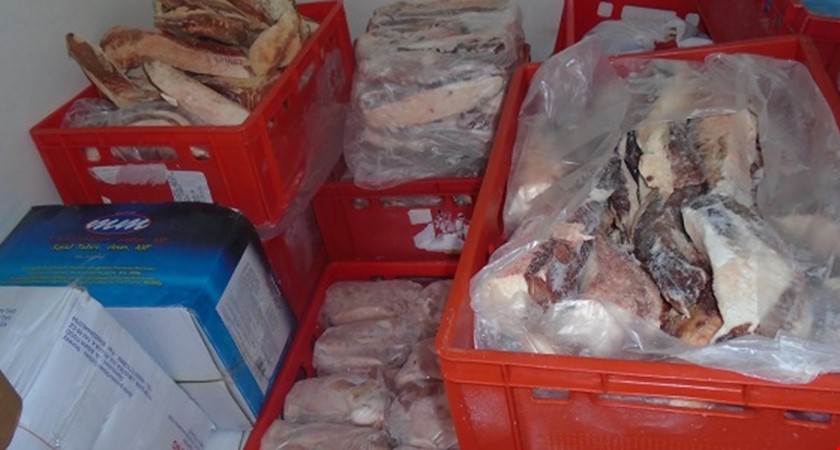 Kontrola Státní veterinární správy s Policií ČR odhalila opětovný prodej masa neznámého původu v tržnici SAPA