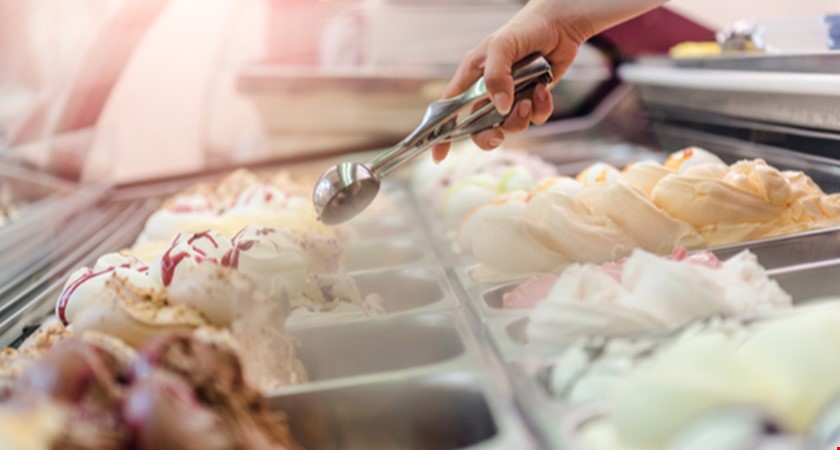 Každá třetí zmrzlina obsahuje příliš mnoho bakterií, odhalily kontroly
