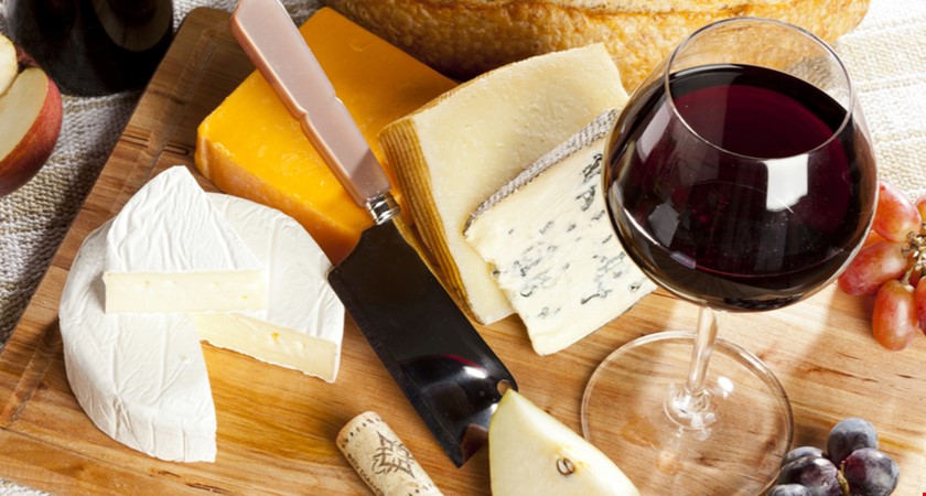 Sýry a vína – jak je nejlépe snoubit?